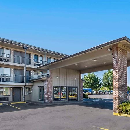 Econo Lodge Portland Airport Exterior foto